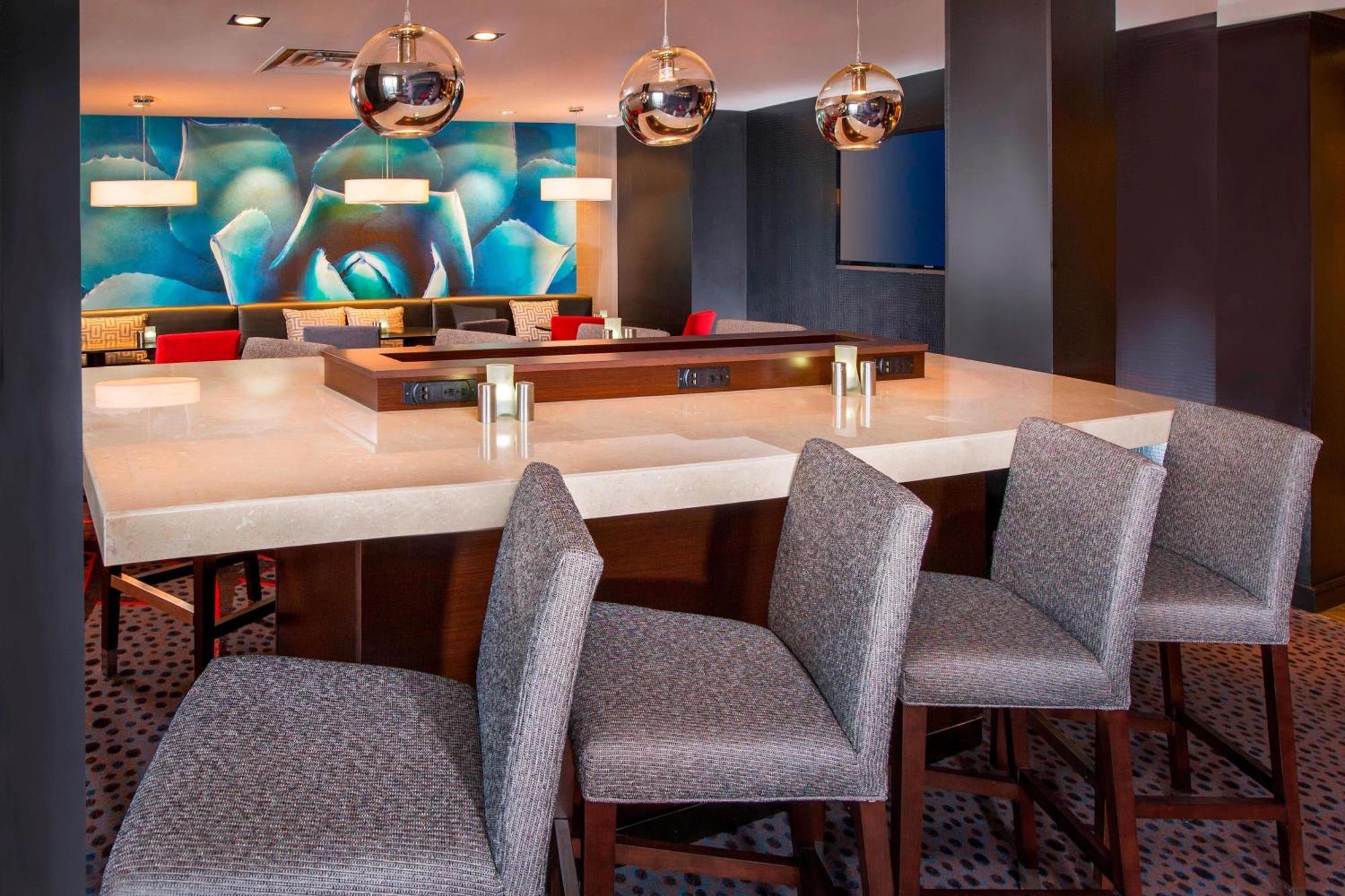 Courtyard By Marriott Dulles Town Center Hotel Sterling Buitenkant foto